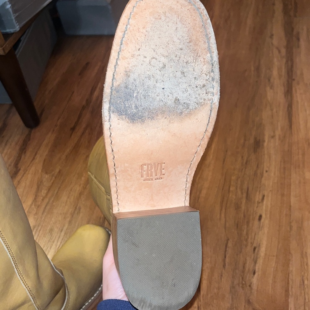 frye campus 14l boots - Picture 3 of 4
